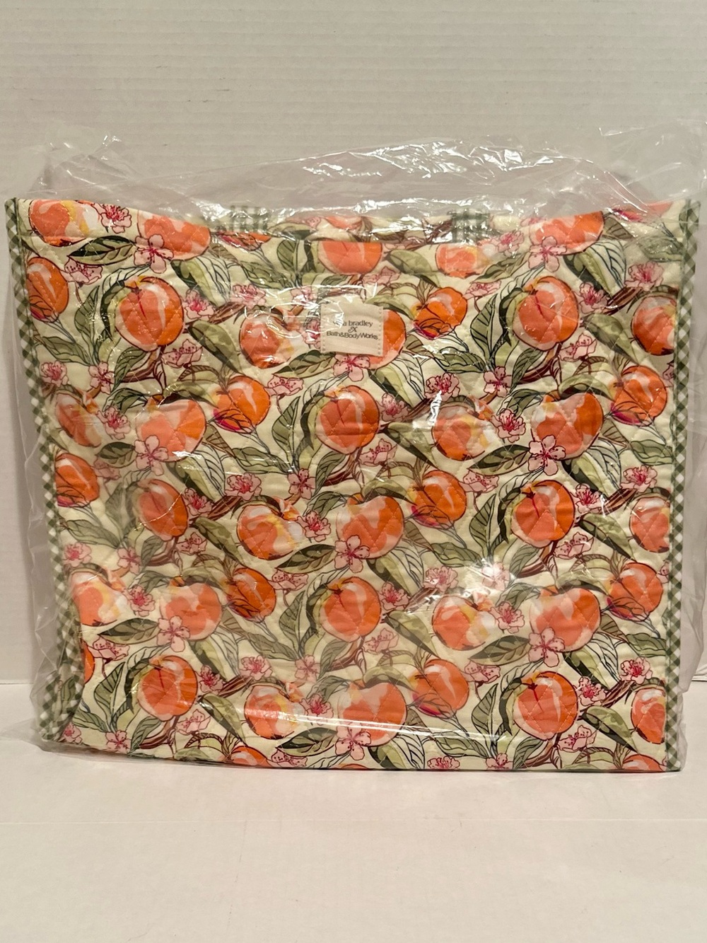 Bath & Body NWT Vera Bradley Exclusive Peach Blossom & Nectar Tote Bag